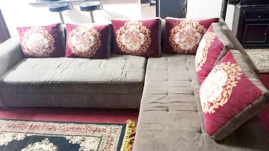 L shape sofa 5 seater with Center table and Couch