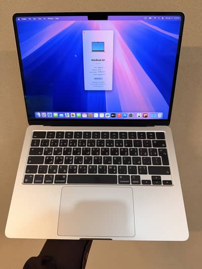 MacBook Air M2 16GB/256GB Starlight 13.6” | 100% Battery | 10/10