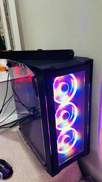 Brand new pc full gaming caseing