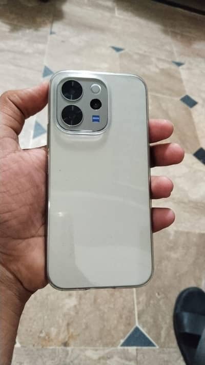 12/512gb titanium colour