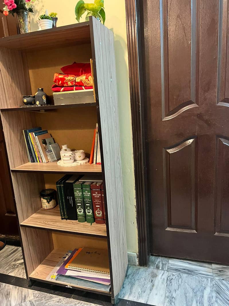 Multipurpose Bookshelf 1