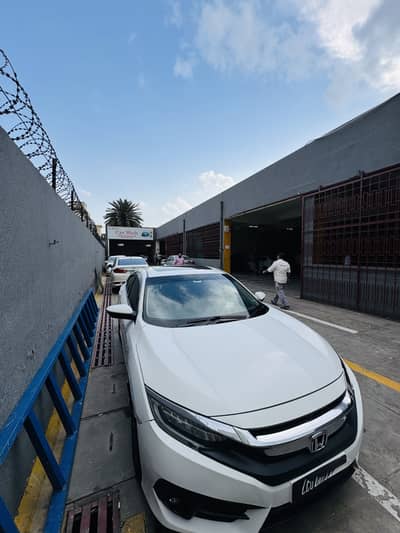 Honda Civic 2019 – Total Genuine | White Beauty 