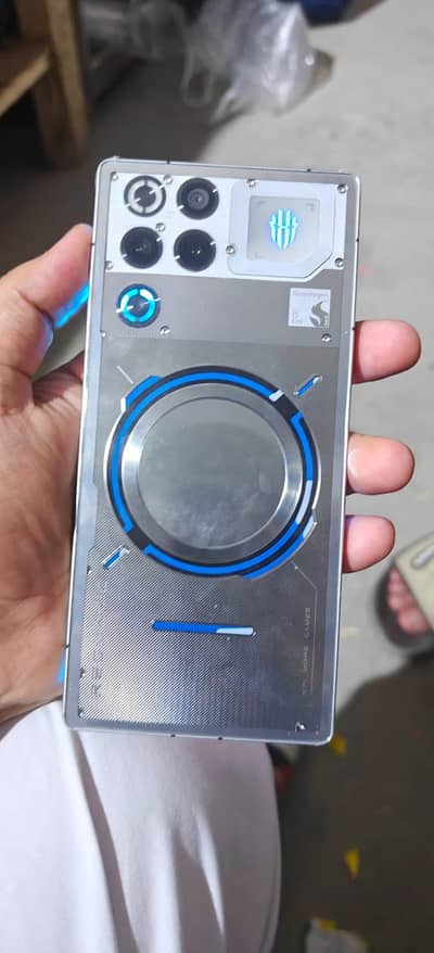 Red Magic 11 Pro 16/512