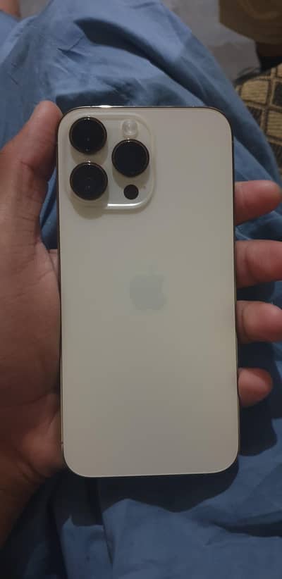 14 pro max golden 10 by 10 all ok