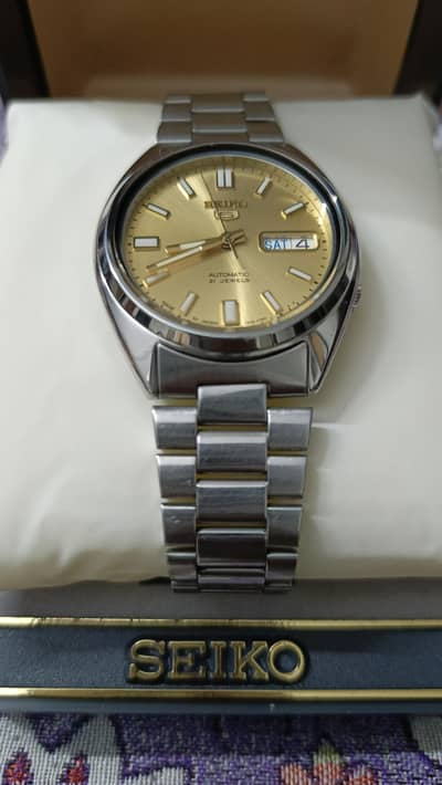 ⌚  Jenuine Seiko 100 percent Avlbe for collectors