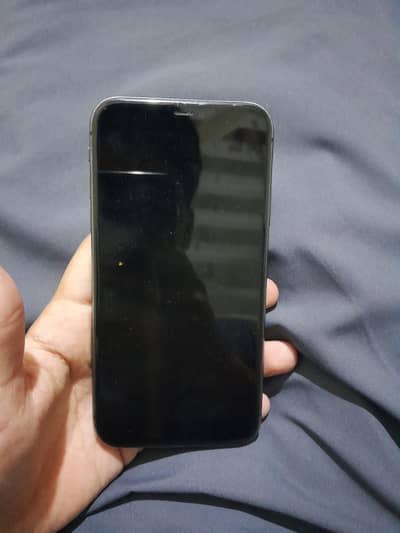 IPHONE 11 FACTORY UNLOCK Non PTA