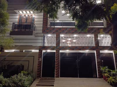 240 sq yards house for sale