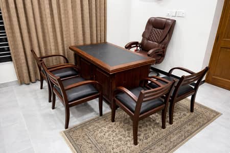 Complete office set (used)