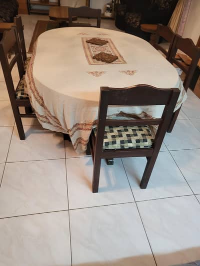 Dining table with 6 chairs