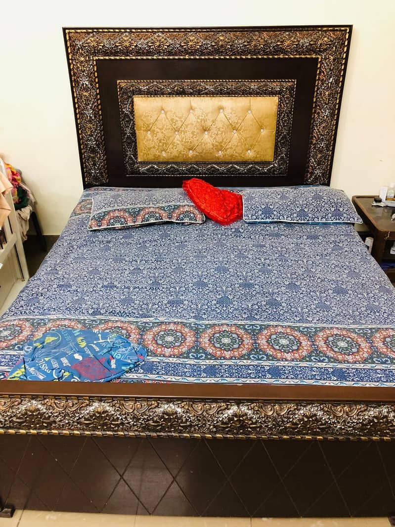 Double Bed Used 1