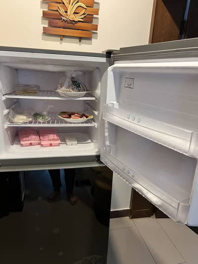 Haier Fridge Turbo Cooling 14 Cubic foot size