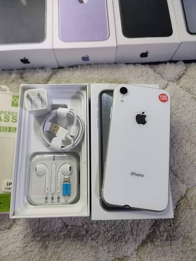 i phone xr NON PTA 128 GB