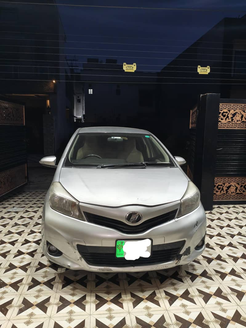 Toyota Vitz 2017/13 0