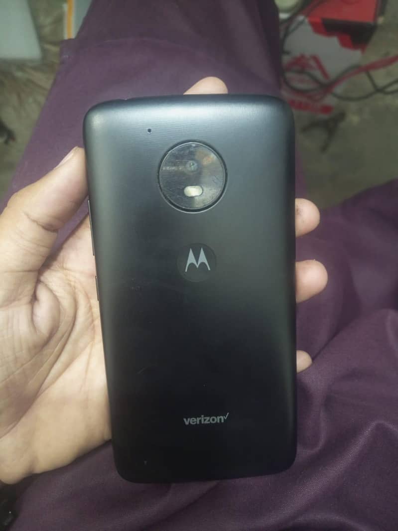 moto e4 2