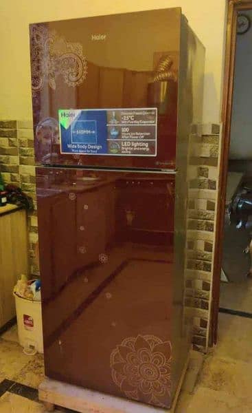 Haier  Refrigerator medium size double door fridge 0307/9460/314