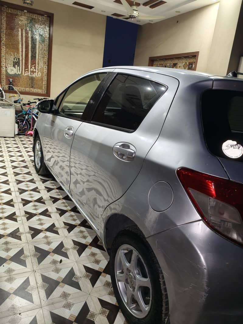 Toyota Vitz 2017/13 3