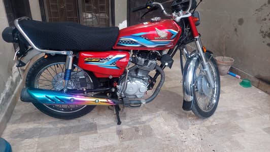 Honda CG 125 total Genuine.