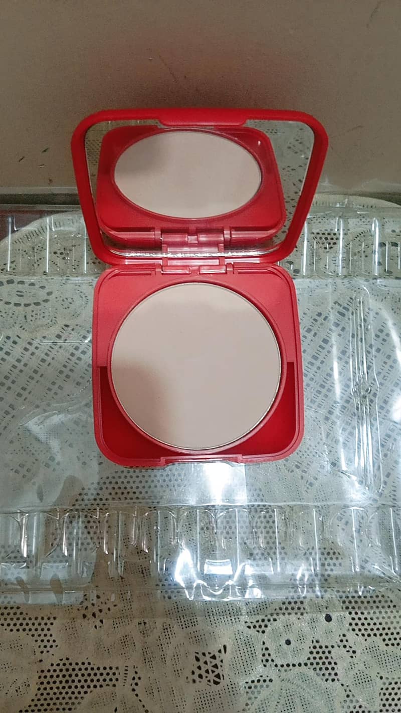compact face powder 6
