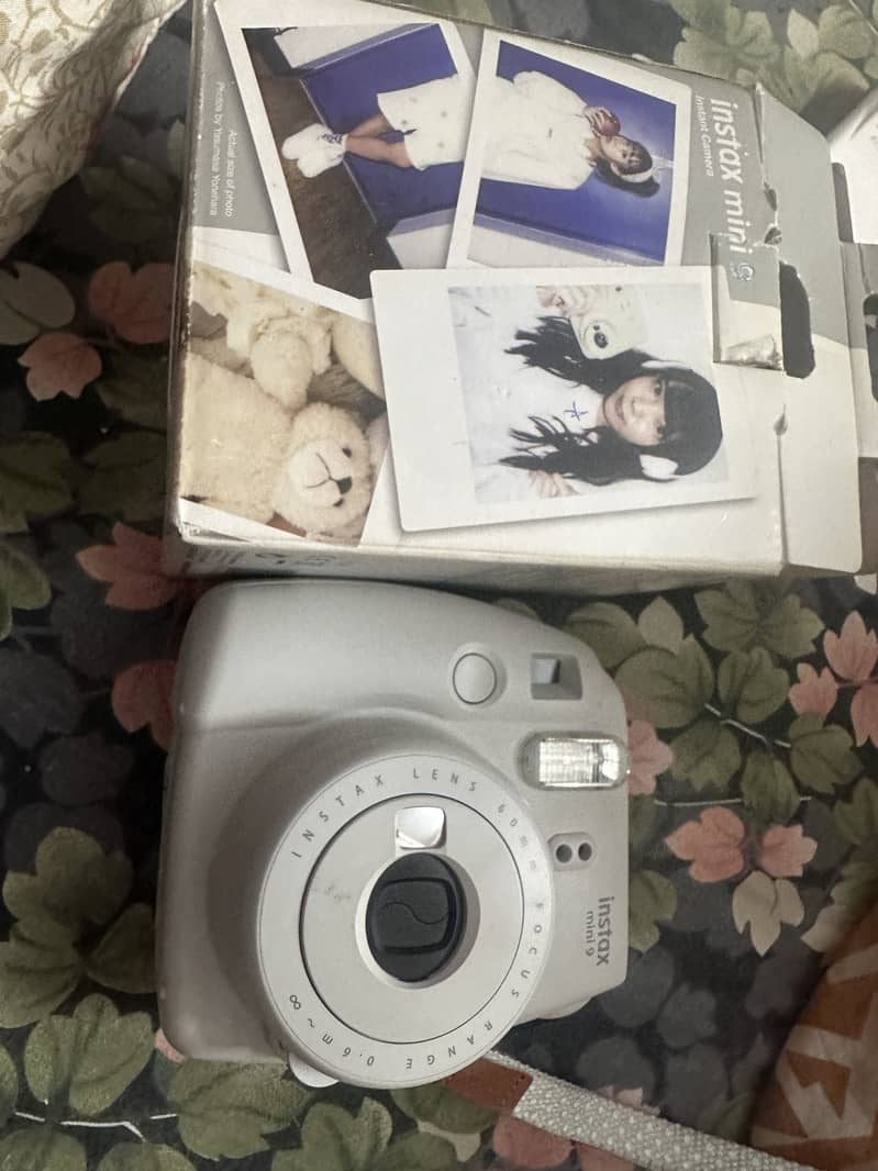 Instax Mini 9 Camera 0