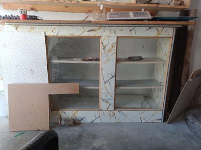 Counter Racks or Weight Machine