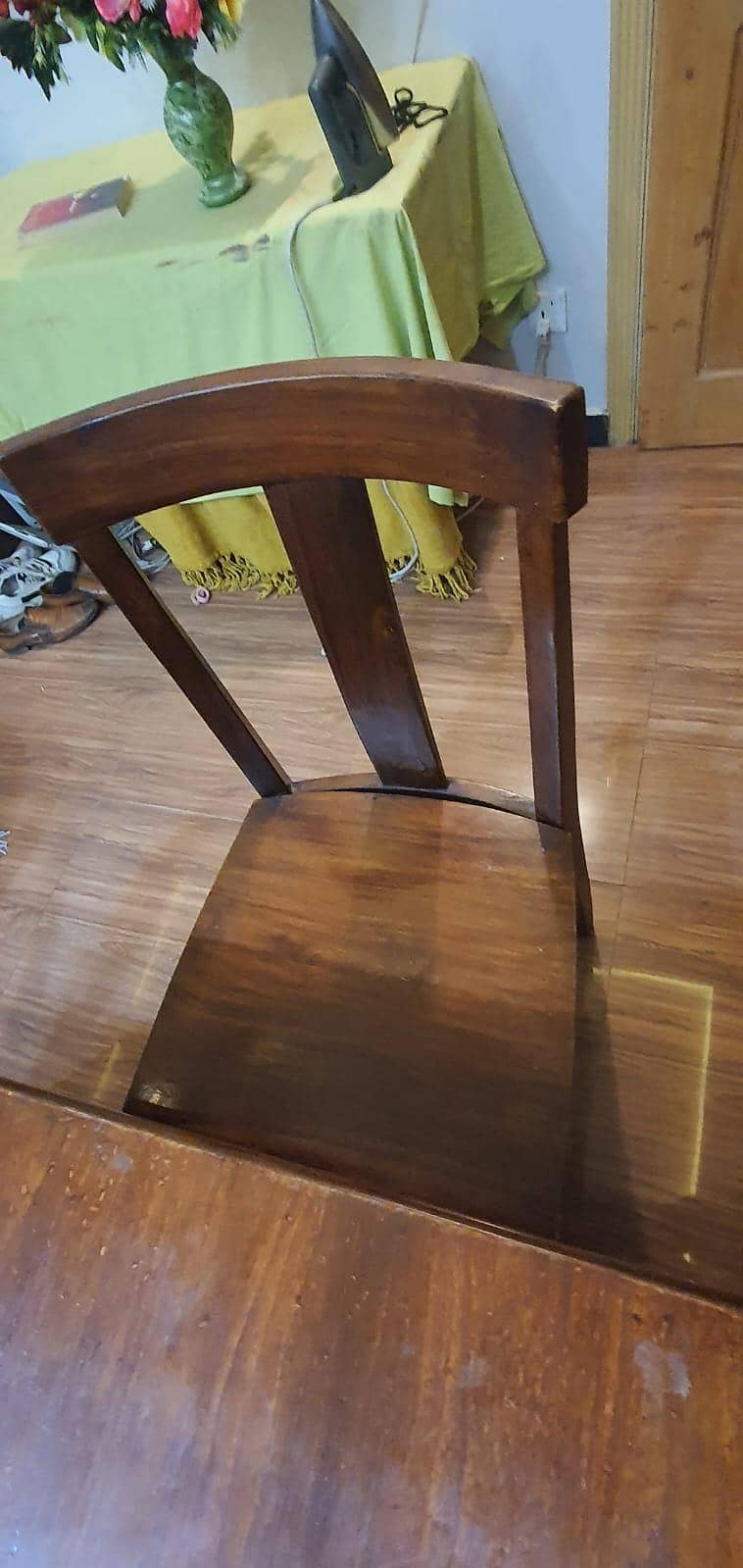 Solid Oak Dining Table Set for 8 – Durable & Well-Maintained 4