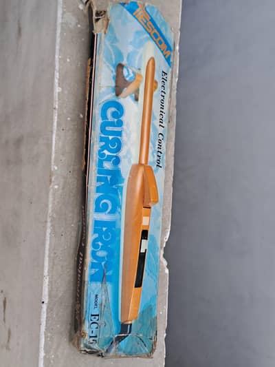 Tescom Electronic Control Curling Iron - Model EC-15