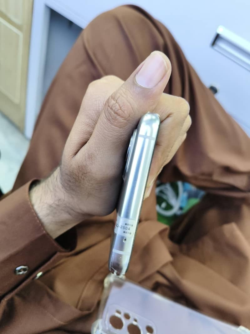 one plus 9pro 10/10 condition 6