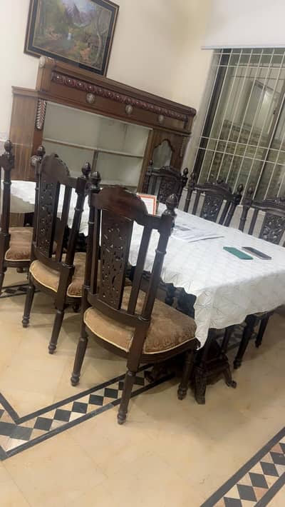 Dinning table dayyar  for sale