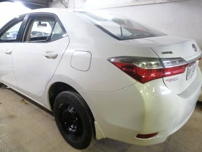 Toyota Corolla  GLi 1.3 model 2018  registered white