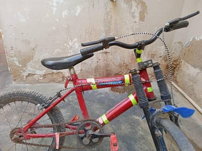 kids cycle available age 4/8 years