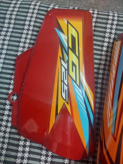 Honda 125 motorcycle k 2026 modal k thpy tanky red colour mai bilqul s