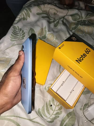realme note 60