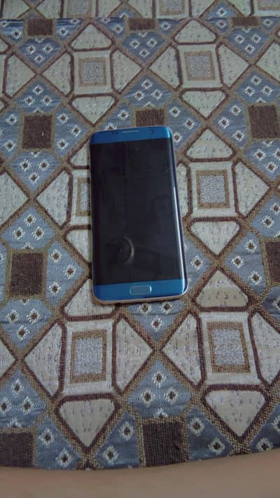 Samsung Galaxy S7 Edge for sale Read description Before Buying