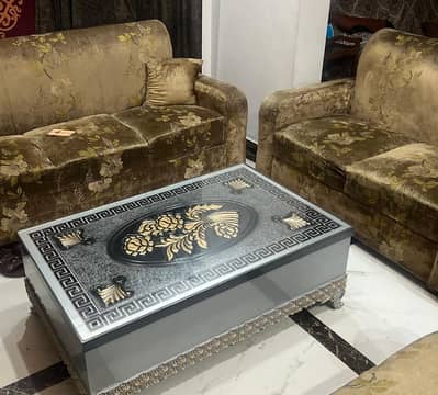 elegant center table best for tv lounge