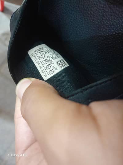 addidas brand slippers new condition  black colour