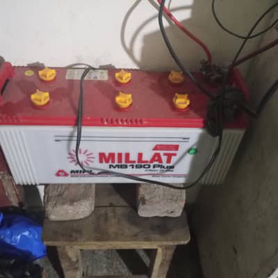 ups 1000w . . battery 21plate 126 amp all ok