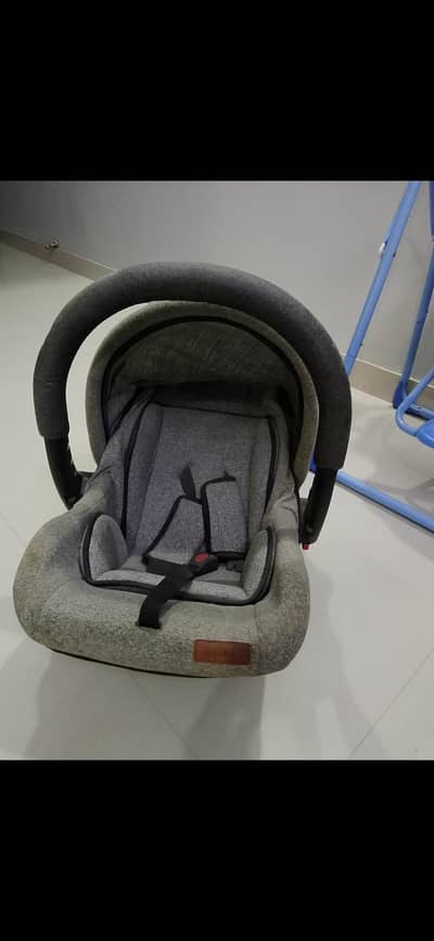 Baby carry cot