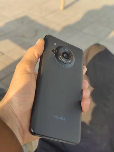 Aquos r7 12 256  Whatsapp number 03281538717