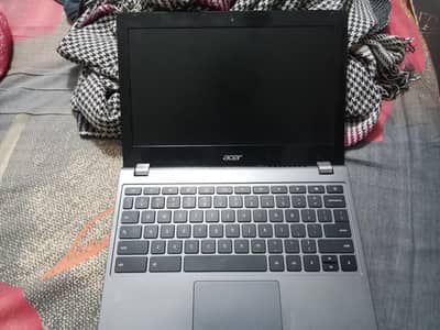 Acer C740 4/128 10/8 condition