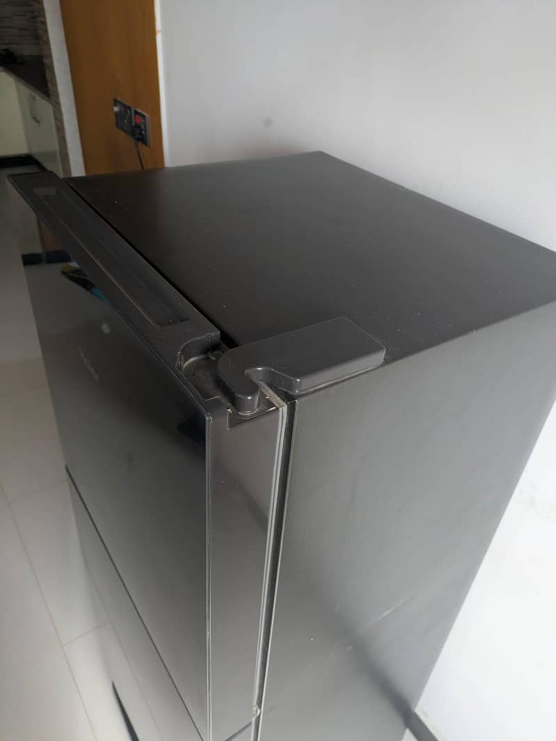 Refrigerator 3