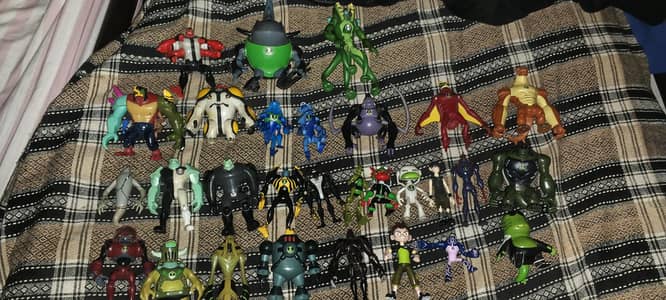 ben 10 action figure