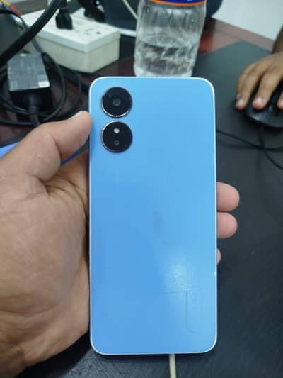 oppo A17 All ok hai  4/64  class change hai only