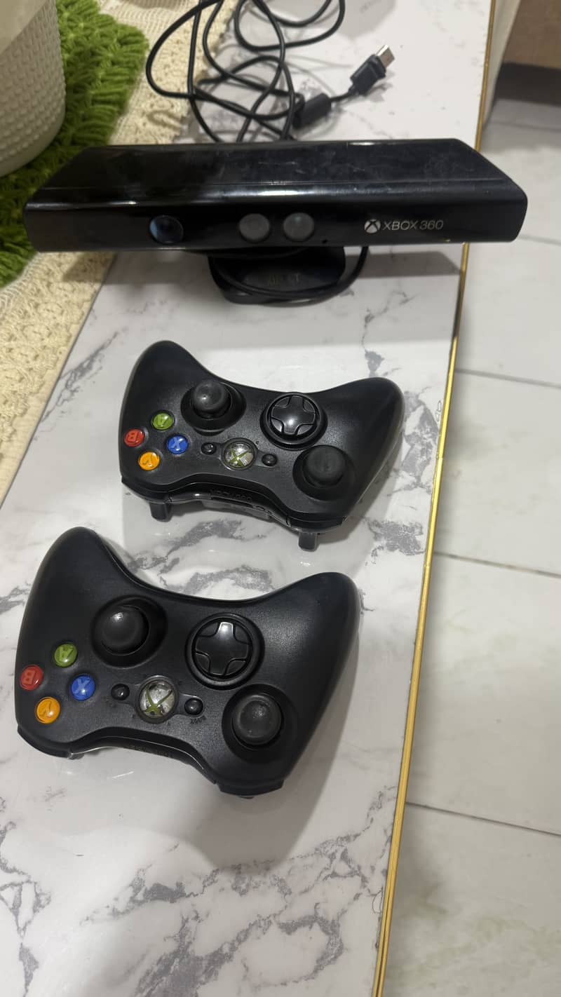 Xbox 360 e with kinect 2