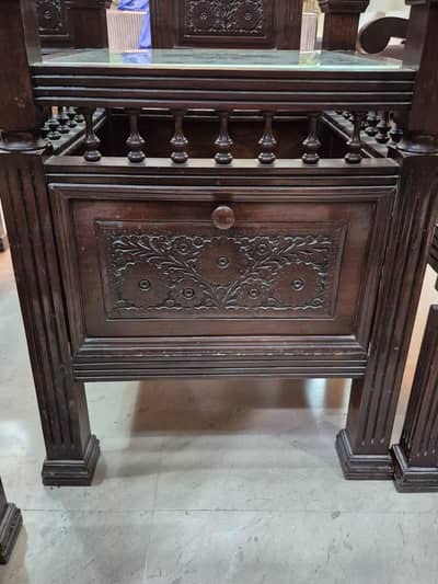 8 chair dining Table