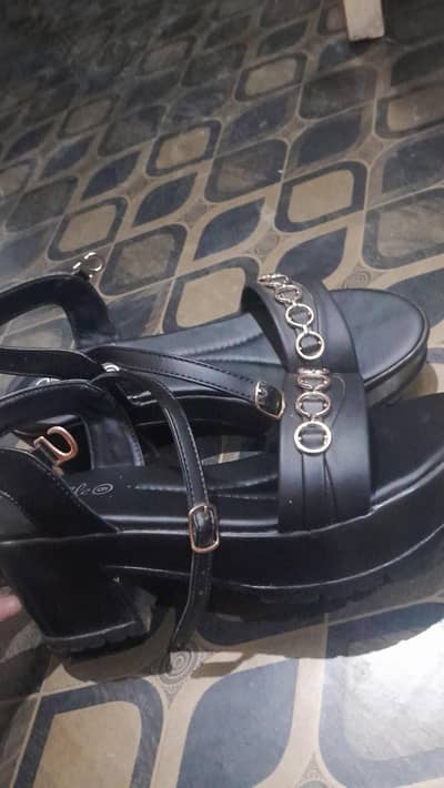 Ladies Sandals available for sale in lahore