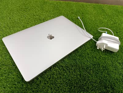 Apple Macbook Pro 2019, M, Core i9, 64GB RAM, 1TB SSD,8GB Graphic card