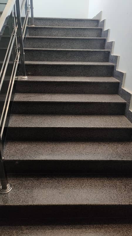 Upper PORTION For RENT 5