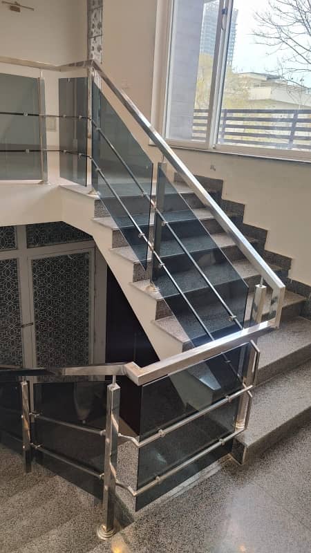 Upper PORTION For RENT 6