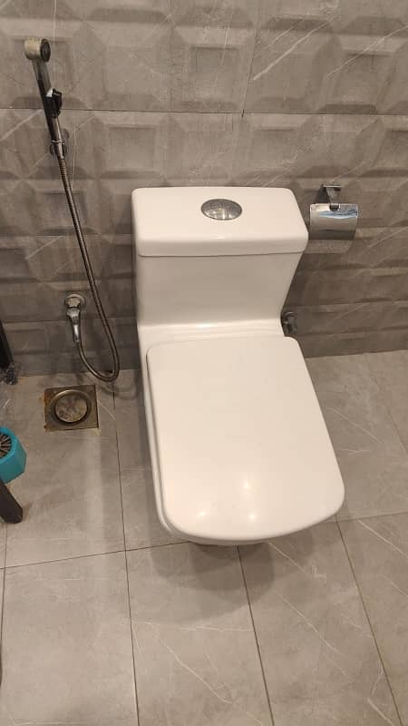 Upper PORTION For RENT 8