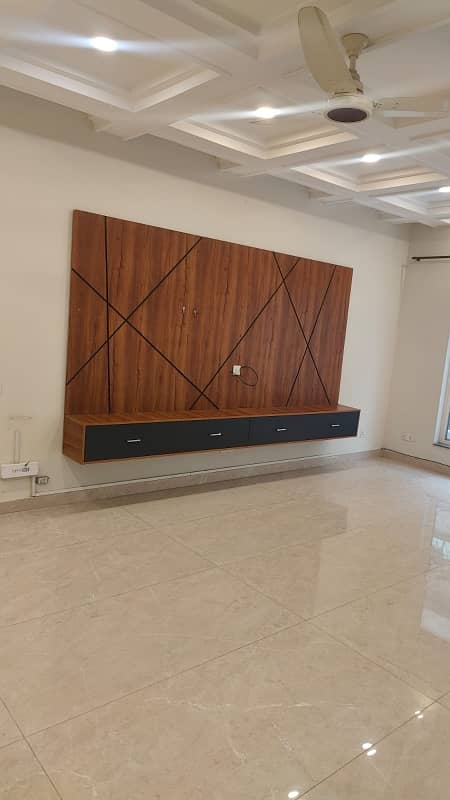 Upper PORTION For RENT 21